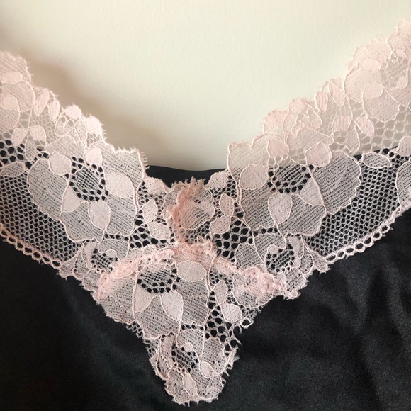 Victoria Secret satin camisole - Picture 2 of 5